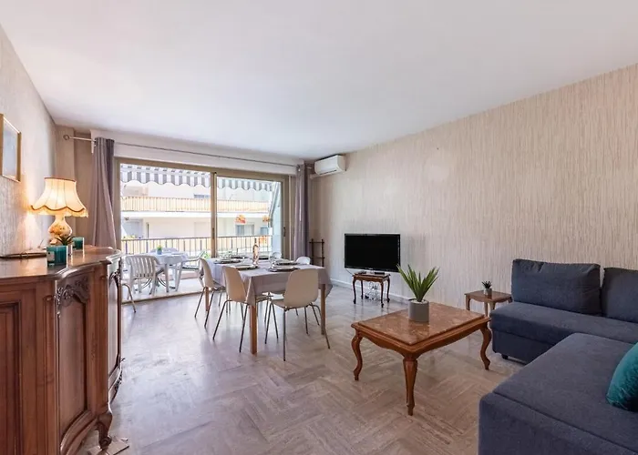 Le Valencia By Interhome Apartman Cannes