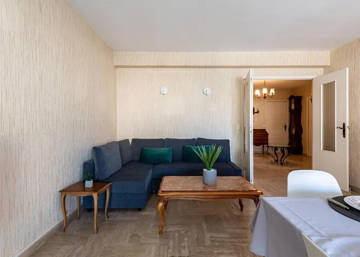 Le Valencia By Interhome Apartman