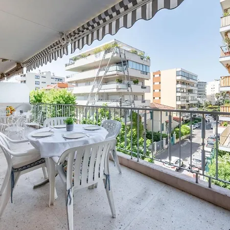 Le Valencia By Interhome